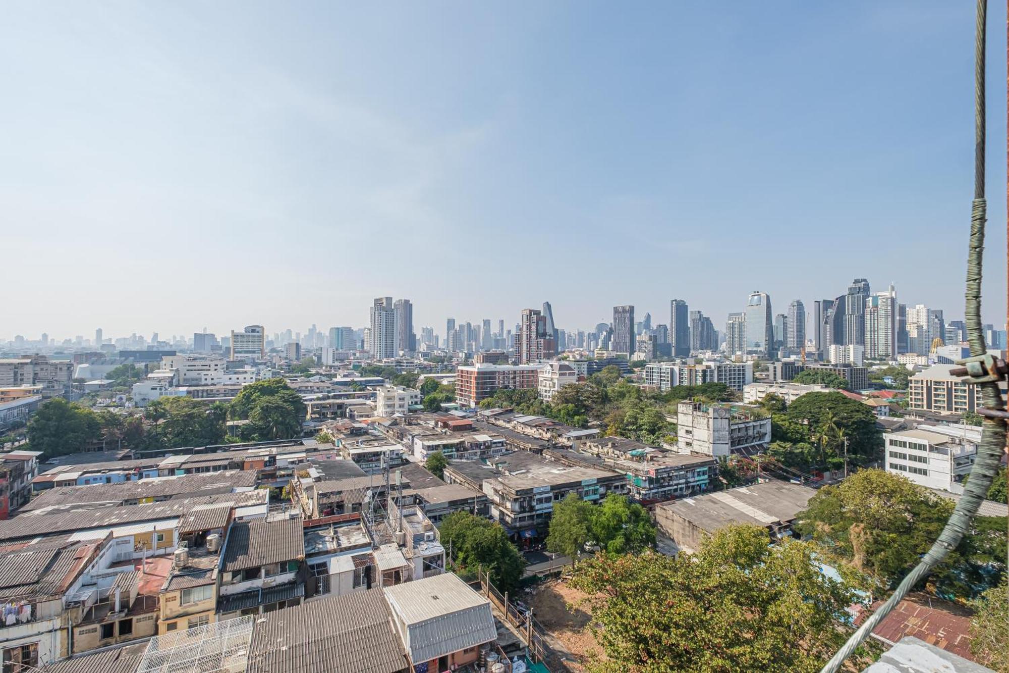 Boss Mansion Hotel Bangkok Exterior photo