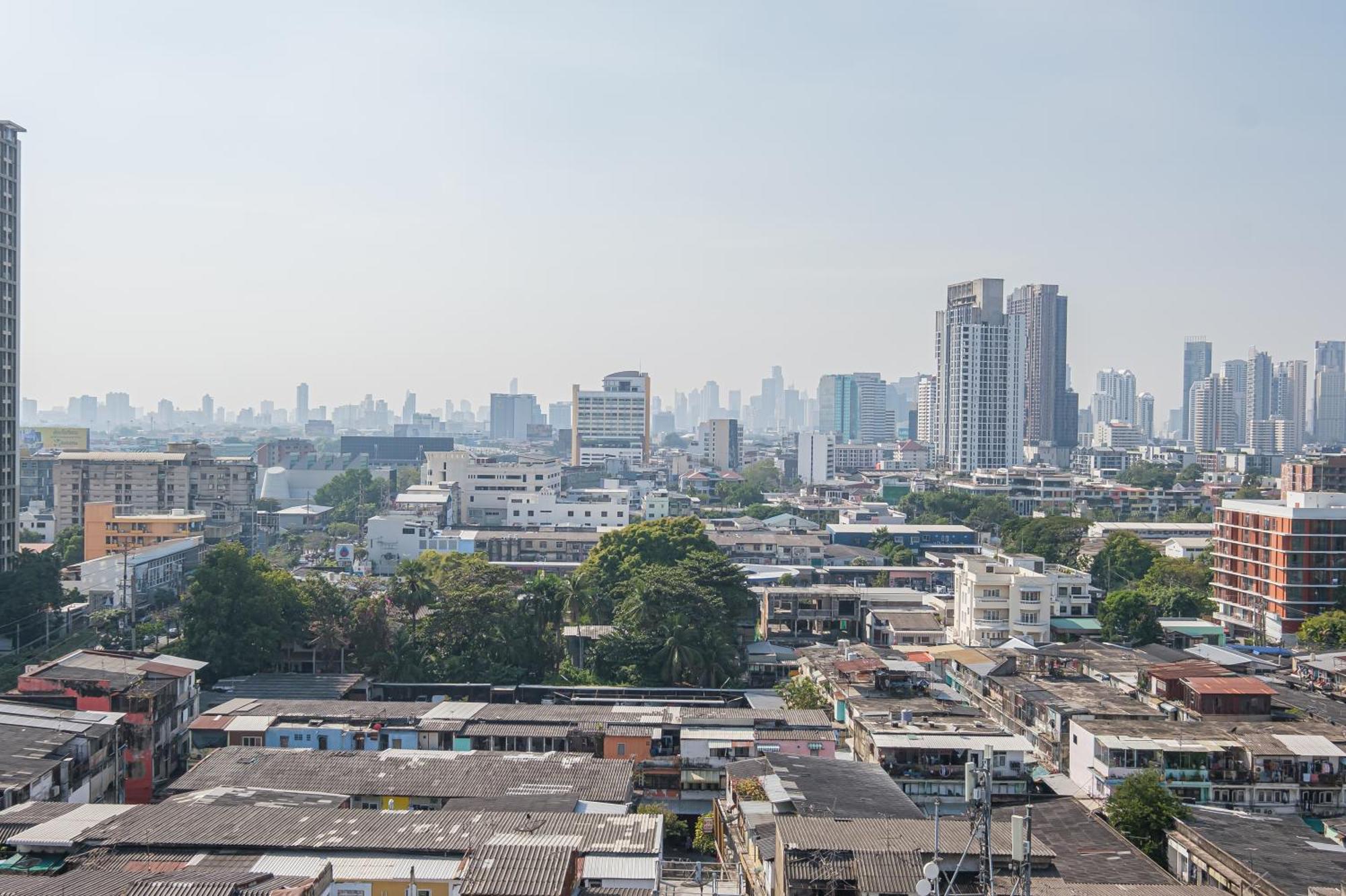 Boss Mansion Hotel Bangkok Exterior photo