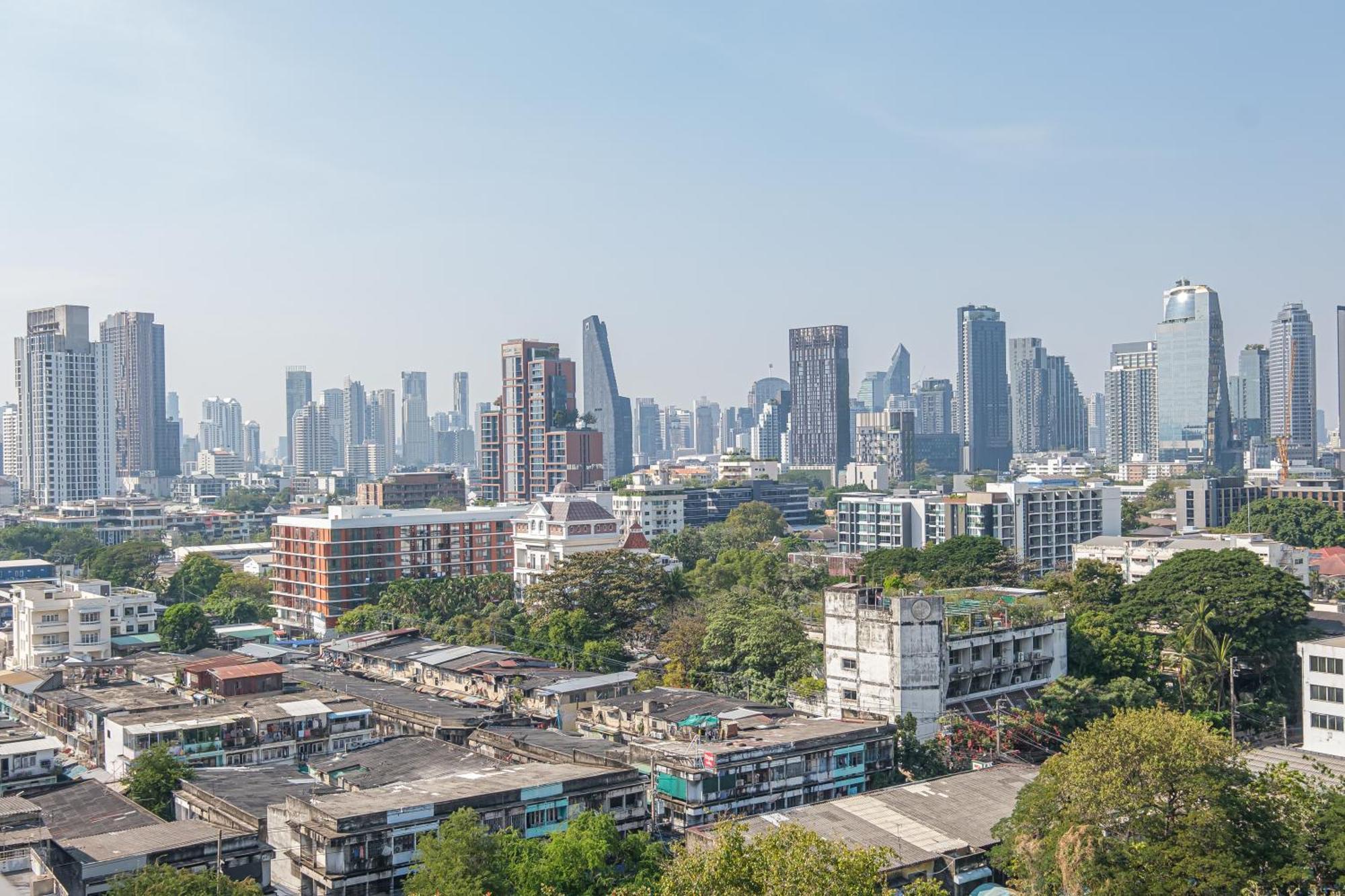 Boss Mansion Hotel Bangkok Exterior photo